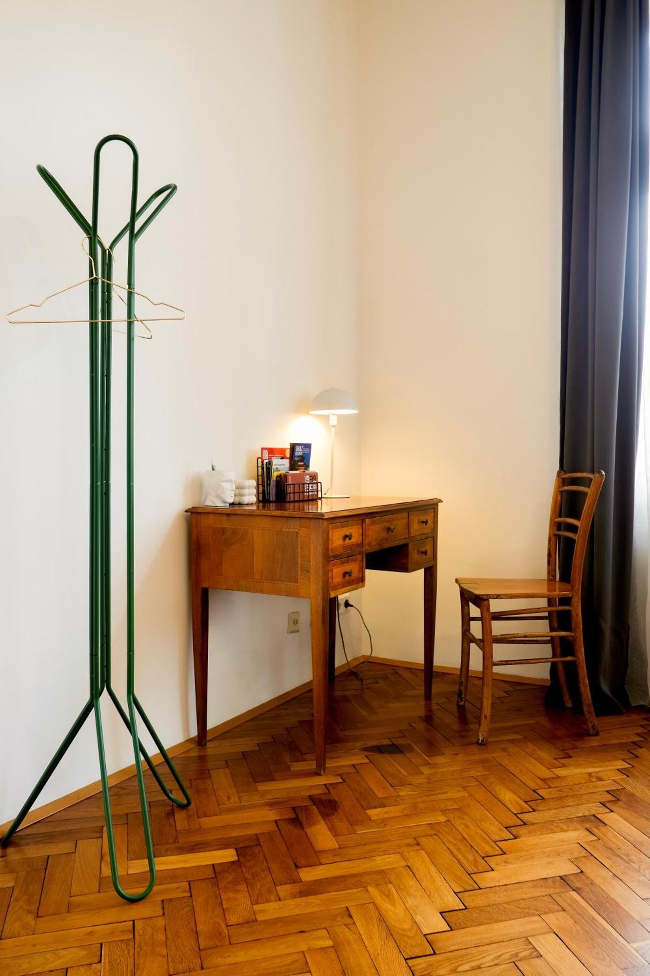 Stilvolles Apartment In Zentraler Lage - Free Parking Graz Luaran gambar